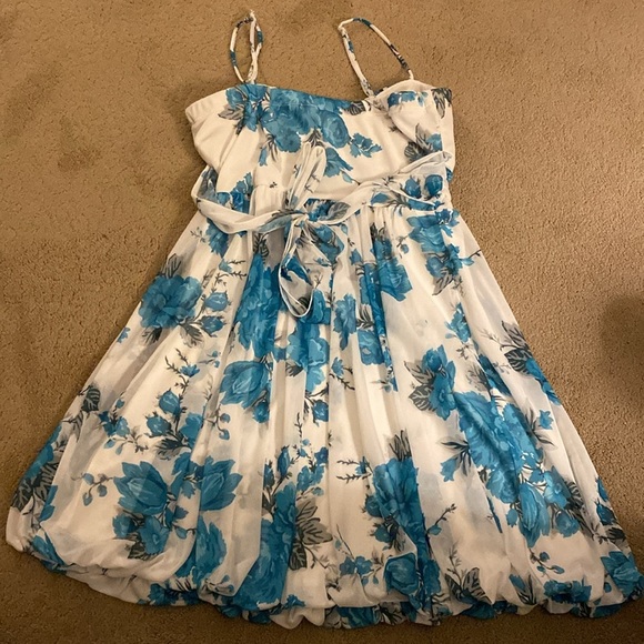 SPEECHLESS JUNIOR’S FLORAL BUBBLE HEM DRESS‎ SIZE M - Picture 12 of 15